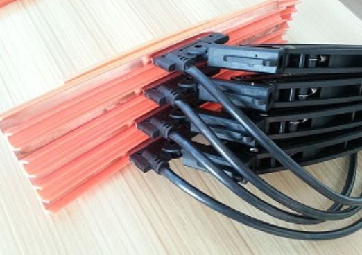 seamless conductor busbar current collector