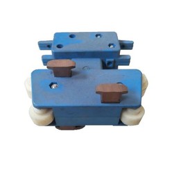 Current Collector For Conductor Rails