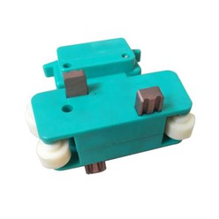 Multipole Conductor Rail Collector