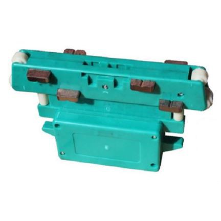 Multipole Conductor Rail Current Collector